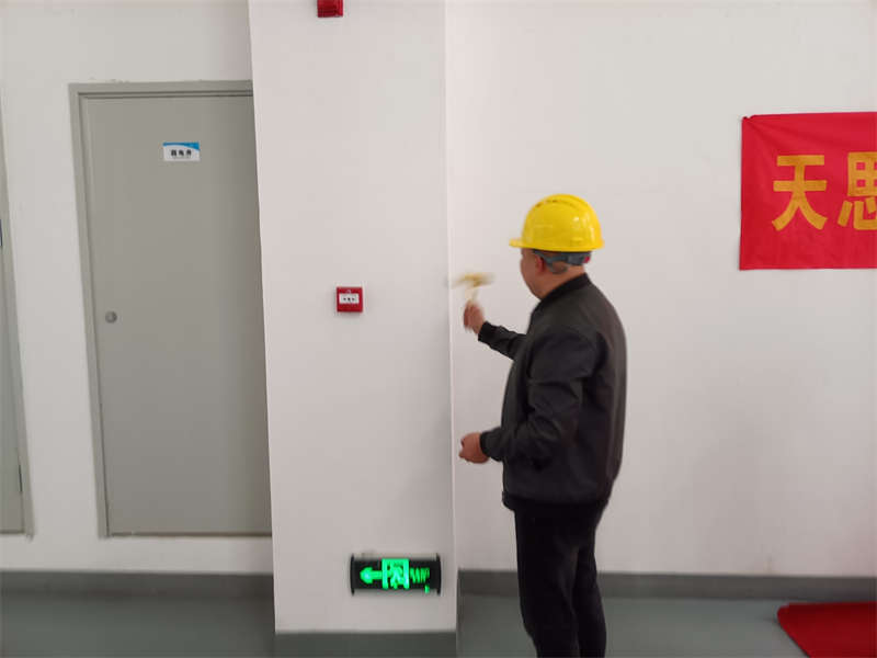 <a href=http://m.monolithvip.com/gccf/ target=_blank class=infotextkey>合肥廠房裝修</a>