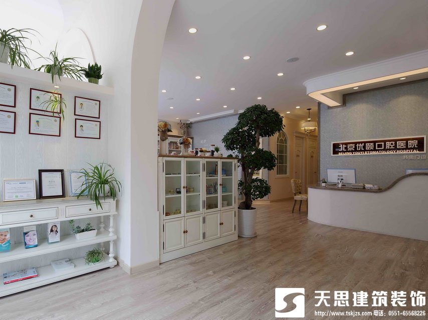 <a href=http://m.monolithvip.com/yiyuananli/ target=_blank class=infotextkey>合肥醫(yī)院裝修</a>專(zhuān)注打造良好的就醫(yī)環(huán)境